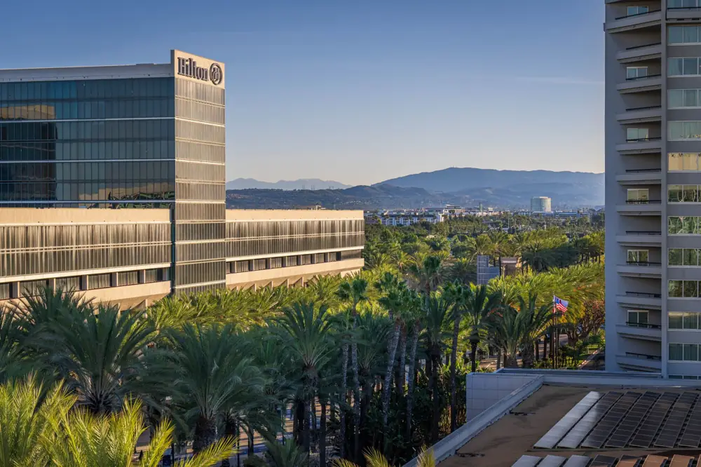 anaheim hotel cost per night