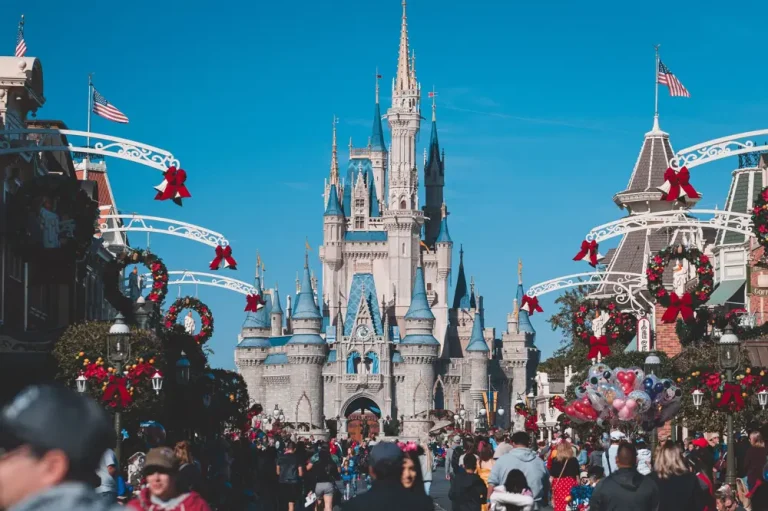 disneyland hotel vs good neighbor - Disneyland Hotel vs Good Neighbor Hotel Cost Anaheim California