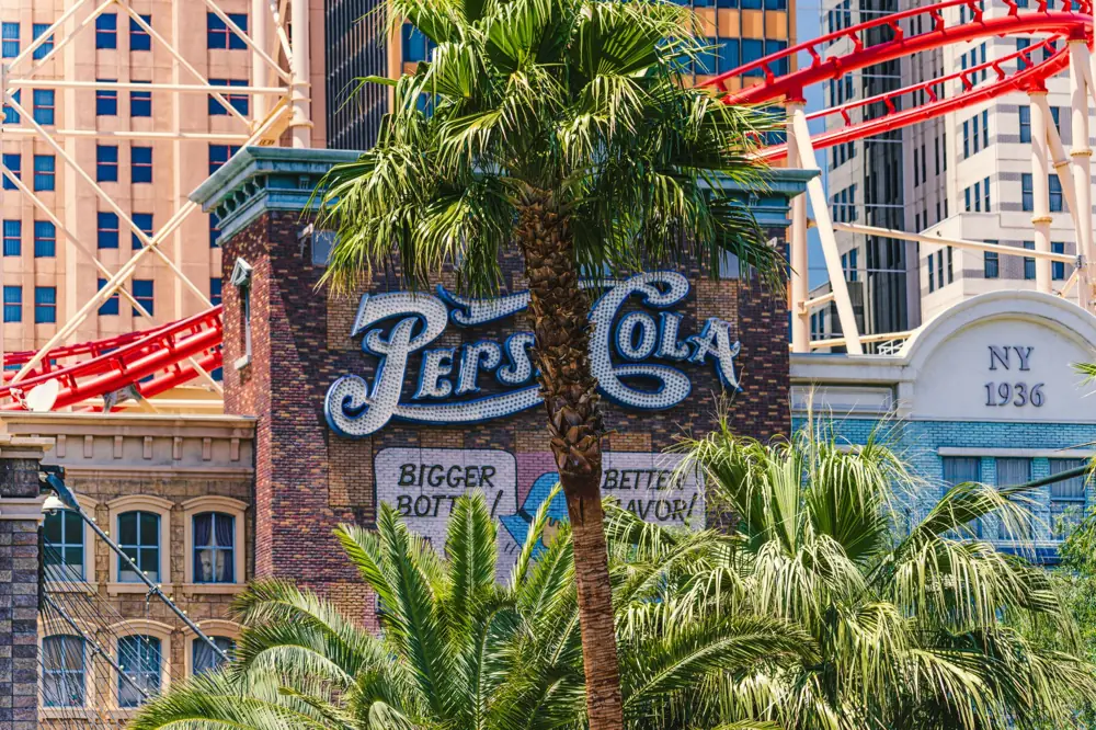 disneyland hotel vs good neighbor