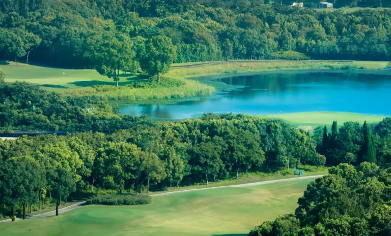 golf resort vs hotel near course - Golf Resort vs Hotel Near Course Cost Palm Desert California