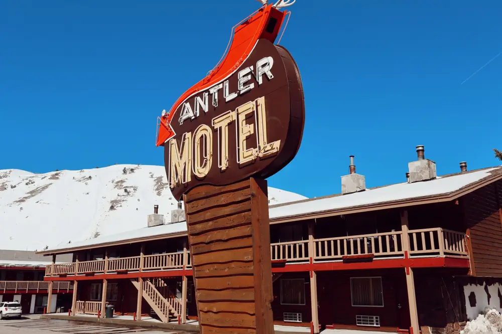 jackson hole hotel cost