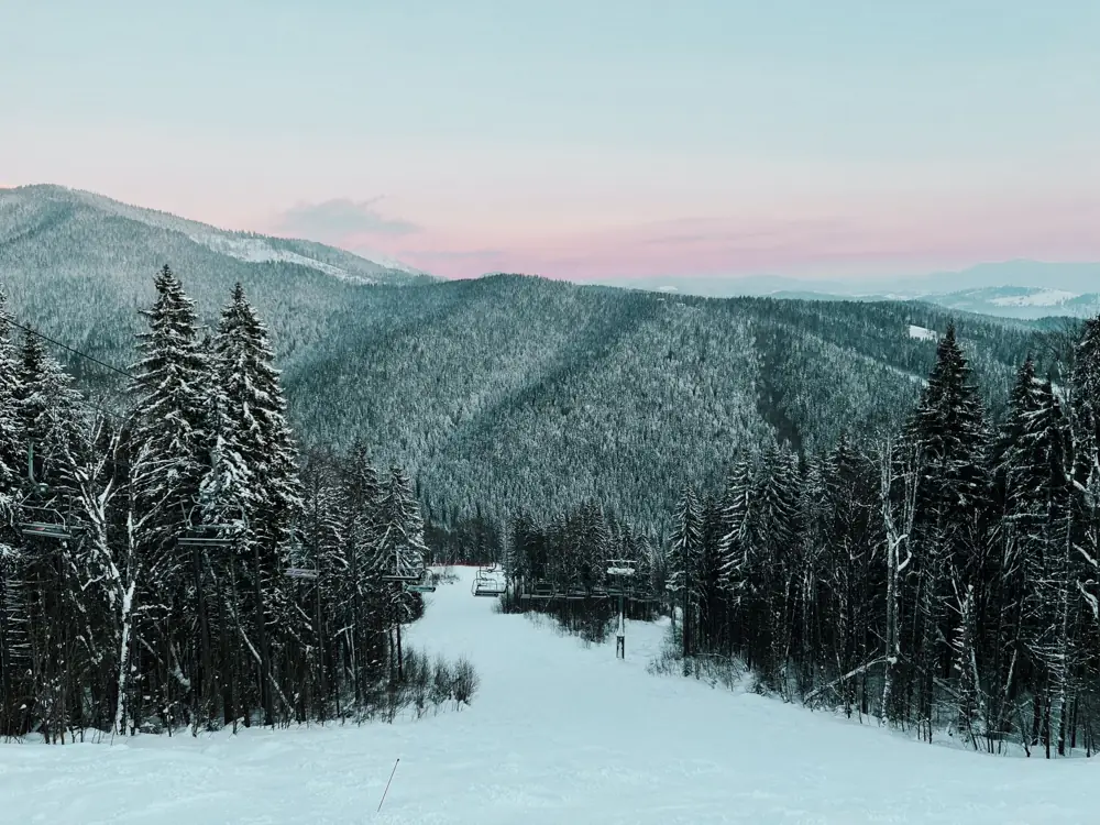 okemo vs stratton cost