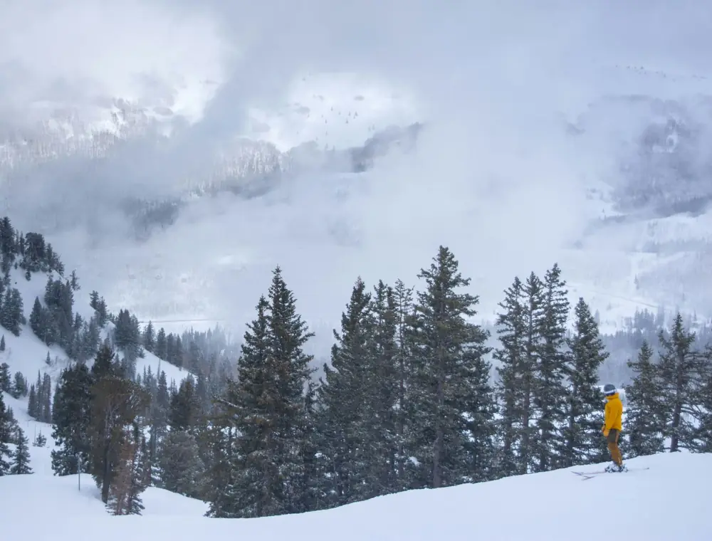 park city hotel cost ski season